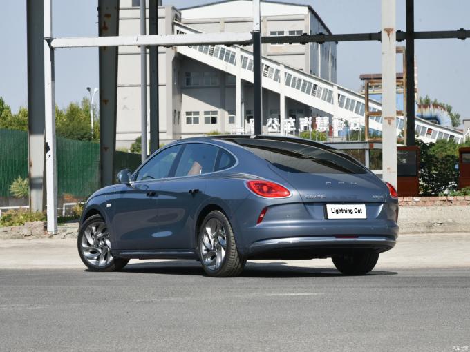 2024 Ora Cat EV Carro Grand Cat Iluminação Cat Noite Escura Versão 555km 204HP 2