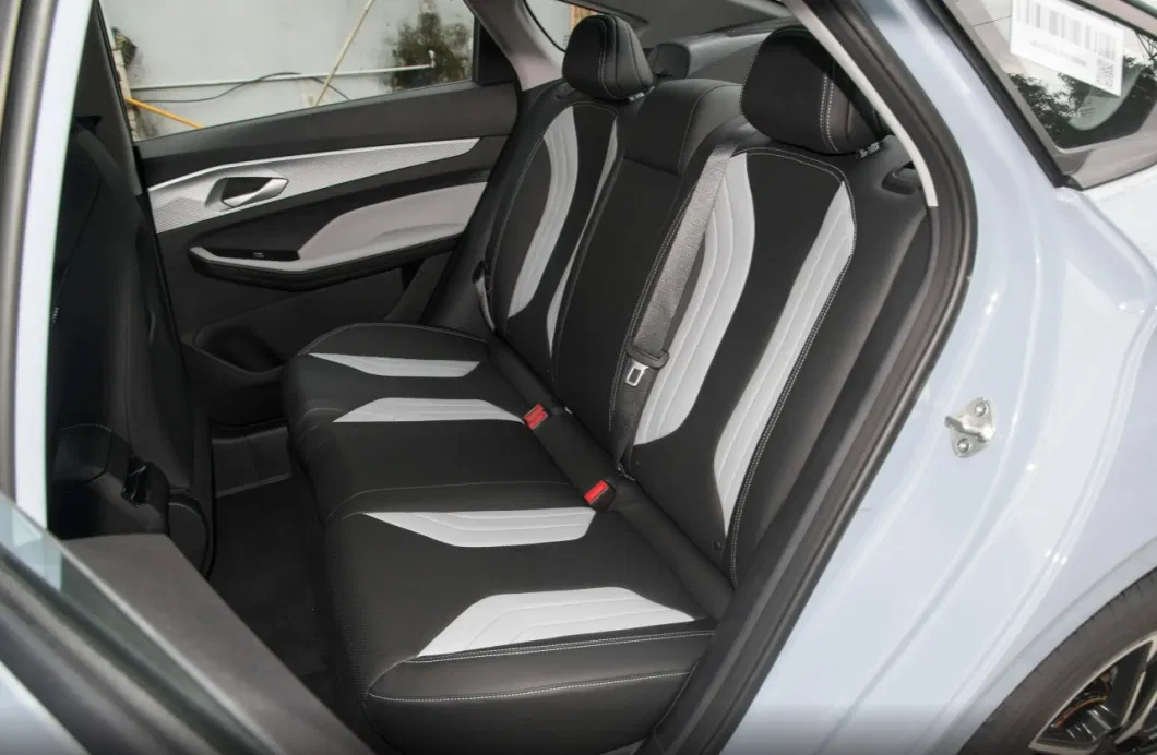 Chery Car Arezer 8 1.6T DCT 197HP L4 Ya 5 lugares 205km/H Sedan 6
