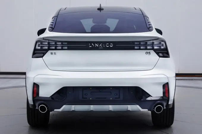 2024 Lynk & Co 05 New Energy 2023 1.5TD EM-P híbrido plug-in de 5 portas e 5 lugares SUV acessório 2