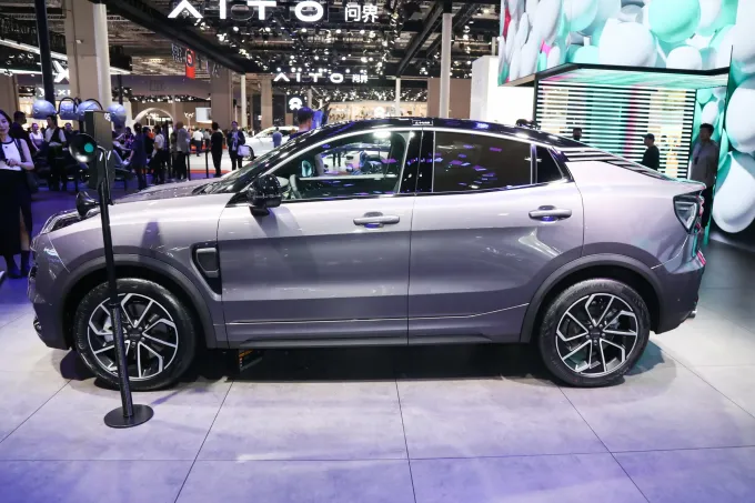 2024 Lynk & Co 05 New Energy 2023 1.5TD EM-P híbrido plug-in de 5 portas e 5 lugares SUV acessório 4